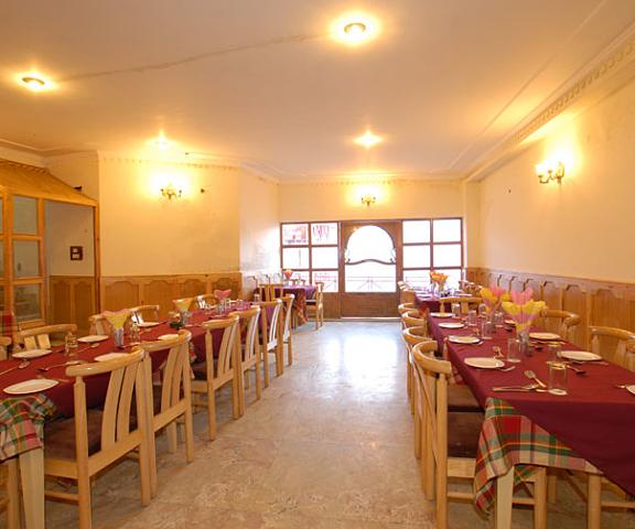The Cliff Top Club, Auli Uttaranchal Auli Restaurant
