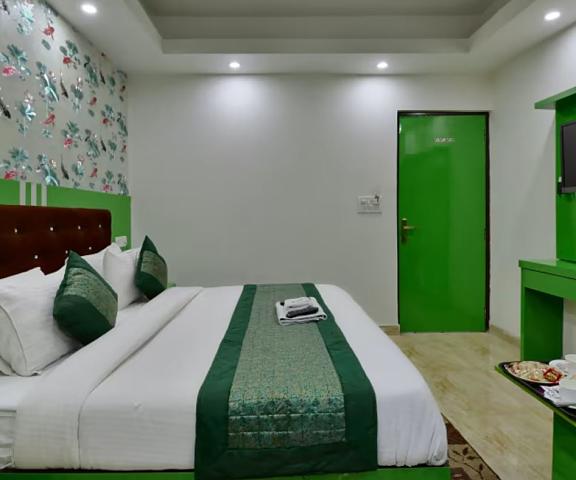 Hotel Noida International Uttar Pradesh Noida Deluxe Room