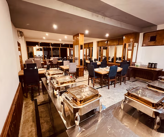 Hill River Resort By West Western Himachal Pradesh Manali Dining Area