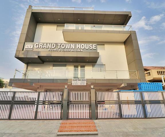 Treebo Trend Grand Town House Haryana Faridabad Hotel Exterior