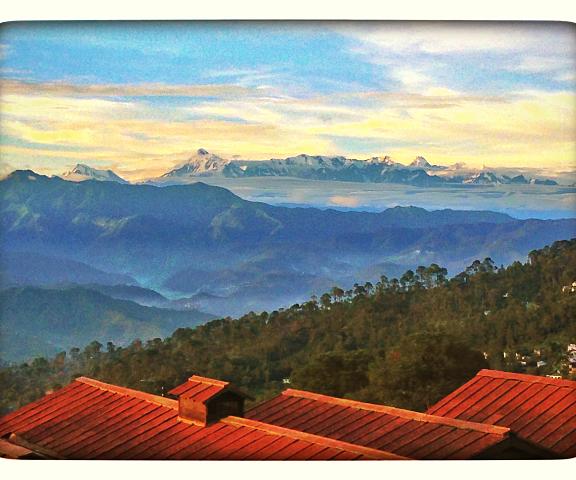 Tribhvan Ranikhet by Goroomgo Uttaranchal Ranikhet Hotel View