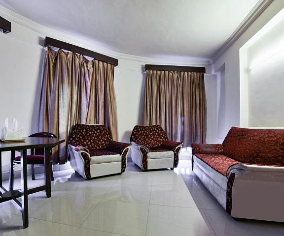 CAPITAL O74145 Hotel Prince Residency Maharashtra Mumbai Public Areas