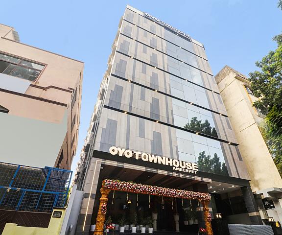 Oyo townhouse 1033 Ameerpet Telangana Hyderabad Hotel Exterior