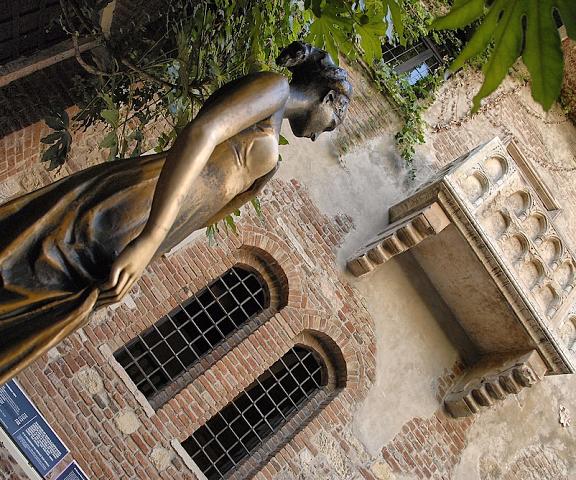 Relais Balcone di Giulietta Veneto Verona Exterior Detail