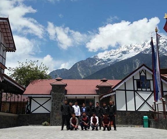 Etho Metho Sikkim Lachung Hotel Exterior