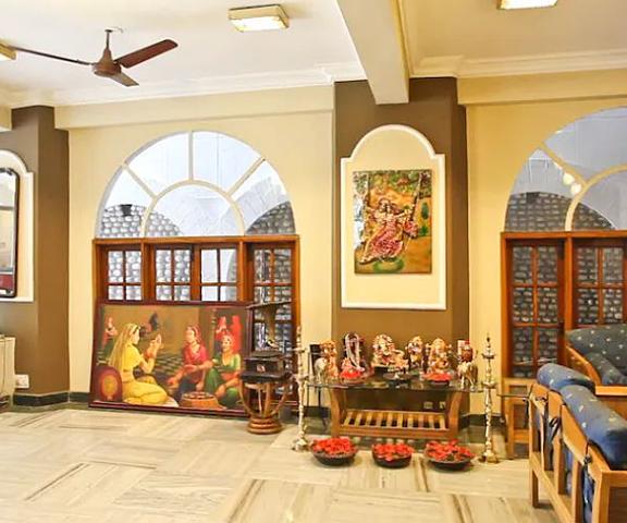 Hotel Atithi Uttaranchal Dehradun Lobby
