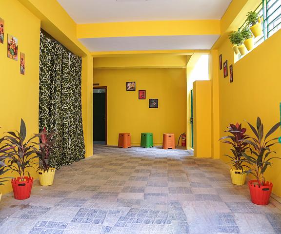 Hotel Yellow Bells Telangana Hyderabad Public Areas