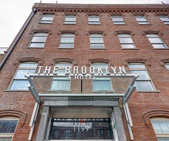 The Brooklyn Connecticut Brooklyn Exterior Detail