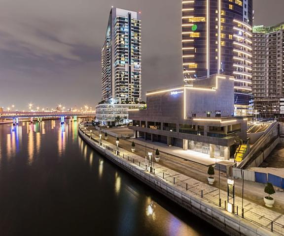 Radisson Blu Hotel, Dubai Canal View Dubai Dubai Facade