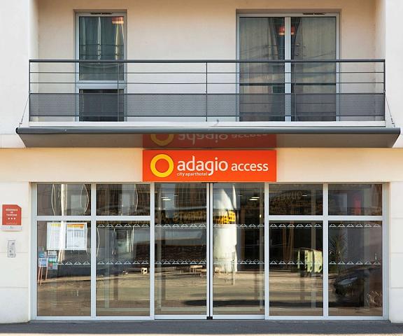 Aparthotel Adagio Access Poitiers Nouvelle-Aquitaine Poitiers Exterior Detail