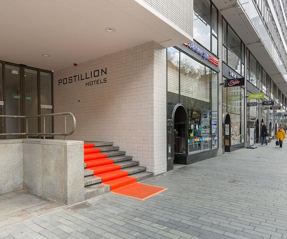 Postillion Hotel WTC Rotterdam South Holland Rotterdam Entrance
