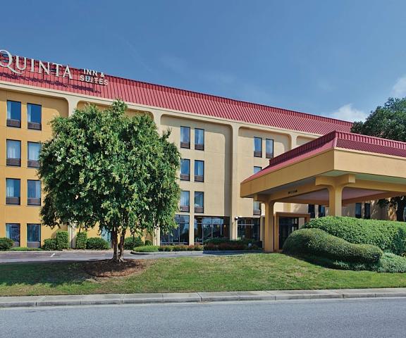 La Quinta Inn & Suites by Wyndham Charleston Riverview Illinois Charleston Exterior Detail