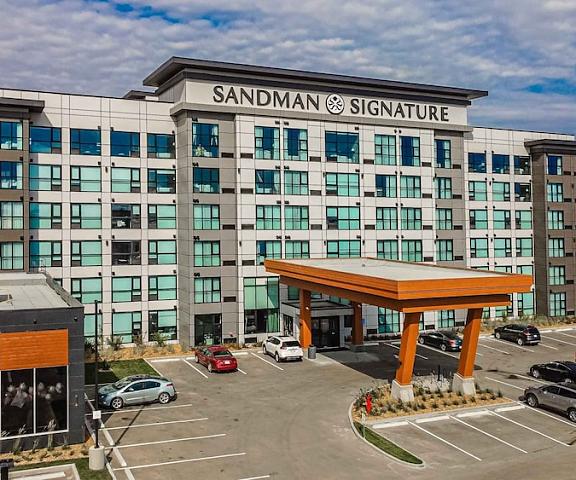 Sandman Signature Saskatoon South Hotel Saskatchewan Saskatoon Exterior Detail