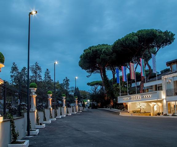 Hotel Shangri-La Roma Lazio Rome Facade