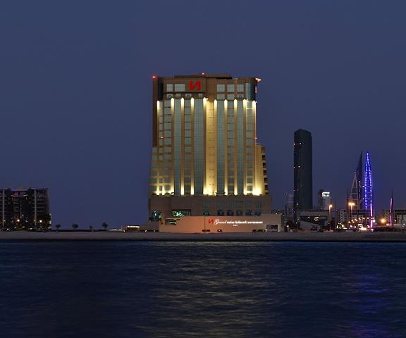 Grand Swiss-Belhotel Waterfront Seef null Manama Exterior Detail
