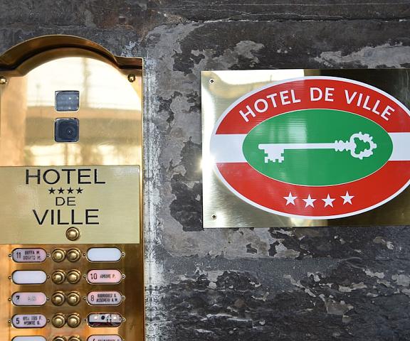 Hotel De Ville Liguria Genoa Exterior Detail