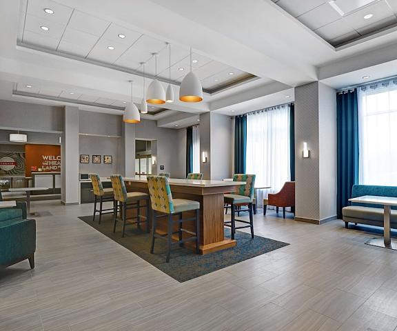 Hampton Inn & Suites by Hilton Belleville Ontario Belleville Lobby