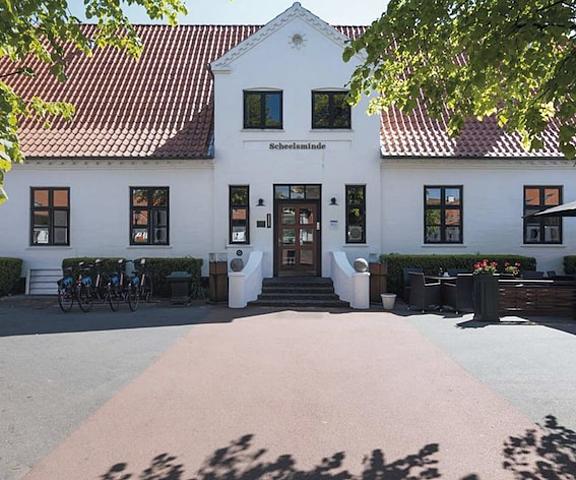 Hotel Scheelsminde Nordjylland (region) Aalborg Entrance