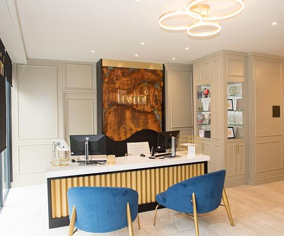 Livin’ Serviced Apartments England Watford Reception