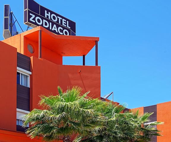 Hotel Zodiaco Faro District Quarteira Exterior Detail