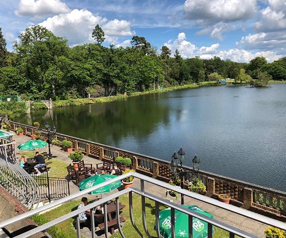Lakeside International Hotel England Camberley View from Property