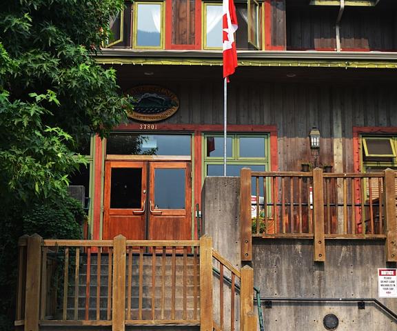 Howe Sound Inn & Brewing Company British Columbia Squamish Facade