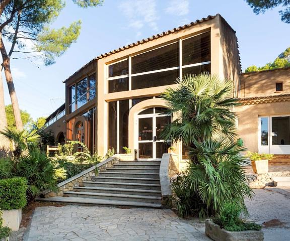 Best Western Domaine de Roquerousse Provence - Alpes - Cote d'Azur Salon-de-Provence Exterior Detail