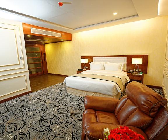 Royal Swiss Lahore null Lahore Room