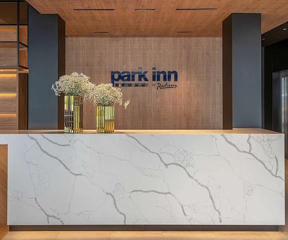Park Inn by Radisson Vilnius Airport Hotel & Conference Centre null Vilnius Reception