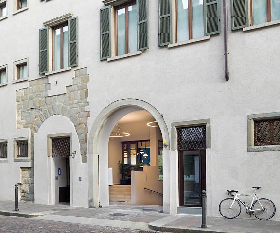 Residenza Del Borgo Lombardy Bergamo Entrance