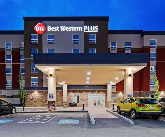 Best Western Plus Hinton Inn & Suites Alberta Hinton Exterior Detail