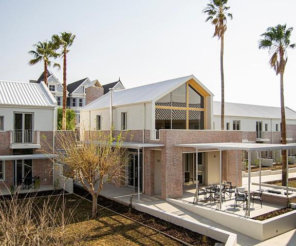The Windhoek Luxury Suites null Windhoek Exterior Detail