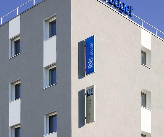 ibis budget Fribourg Canton of Fribourg Granges-Paccot Exterior Detail