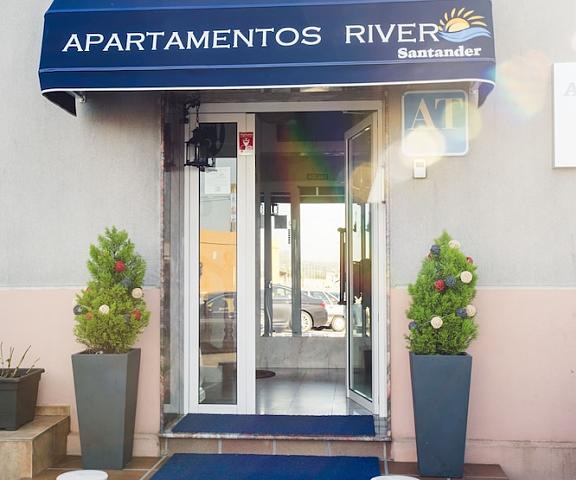 Apartamentos River Santander Cantabria Santander Entrance