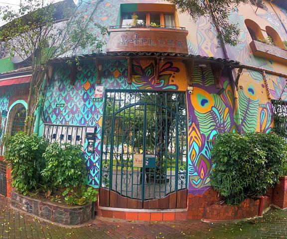 ArtPlaza null Quito Entrance