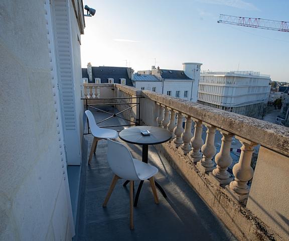 Hotel Central Nouvelle-Aquitaine Poitiers View from Property