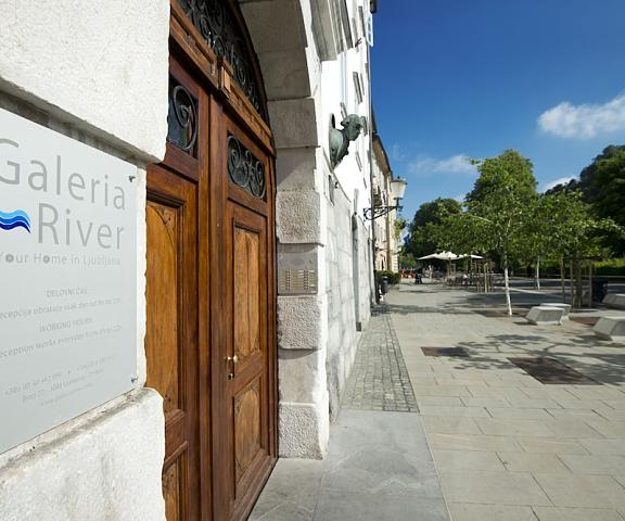 Galeria River null Ljubljana Entrance