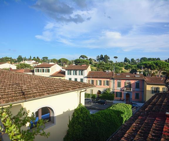 Villa Gelsomino Garden Tuscany Florence City View from Property