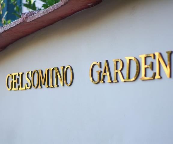 Villa Gelsomino Garden Tuscany Florence Exterior Detail