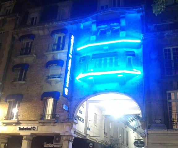 Hotel des Arcades Grand Est Reims Facade