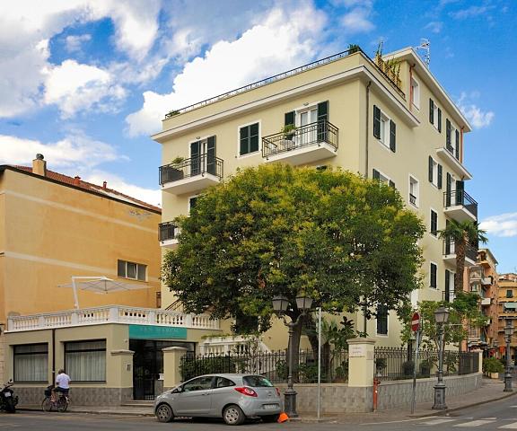Residence San Marco Suites&Apartments Alassio Liguria Alassio Exterior Detail