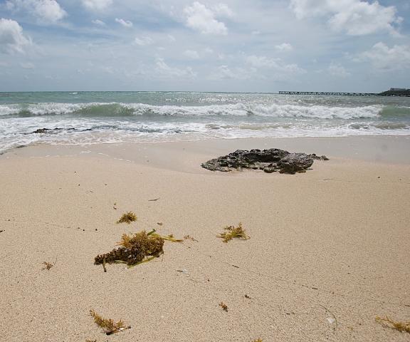 Casa Coral - Luxury Condos Quintana Roo Akumal Beach