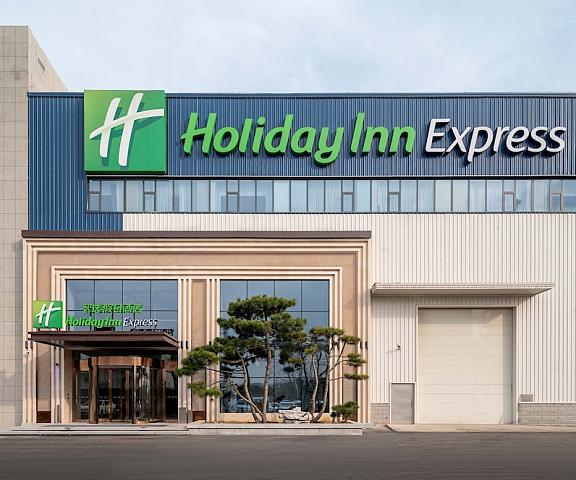 Holiday Inn Express Jinan Airport Zone, an IHG Hotel Shandong Jinan Exterior Detail