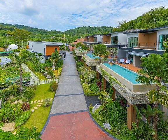 Le Resort and Villas Phuket Rawai Exterior Detail