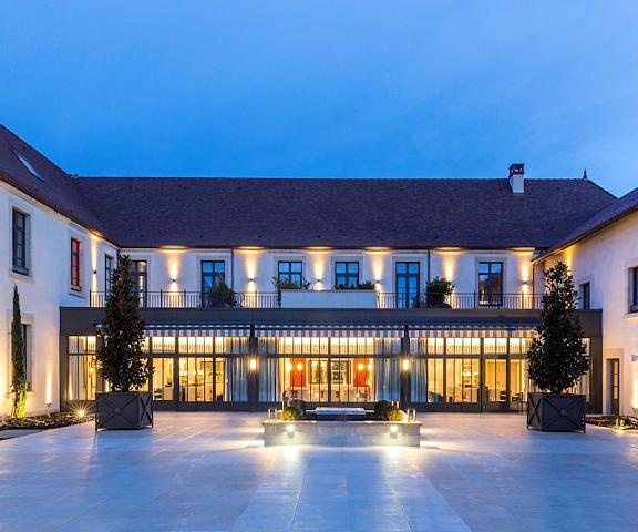 Best Western Premier Hotel & Spa Les Sept Fontaines Bourgogne-Franche-Comte Tournus Exterior Detail