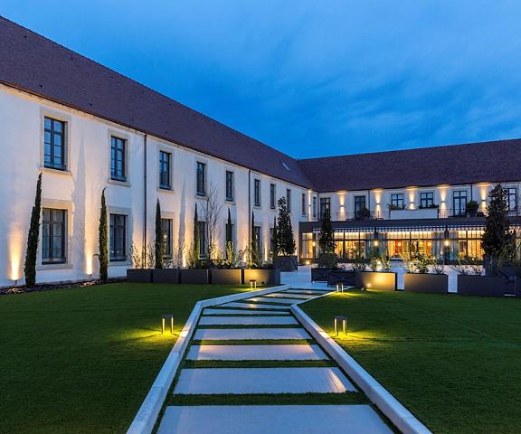Best Western Premier Hotel & Spa Les Sept Fontaines Bourgogne-Franche-Comte Tournus Exterior Detail