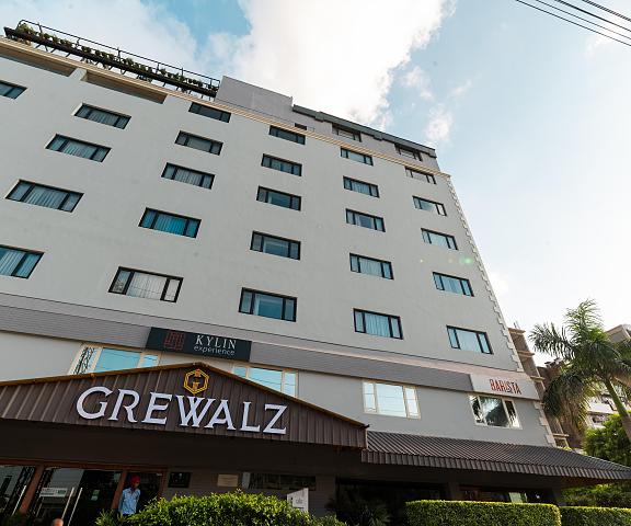 A Hotel by Grewalz Punjab Ludhiana Hotel Exterior