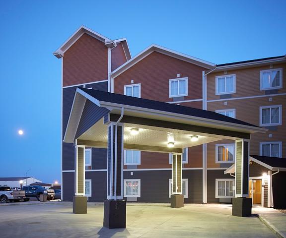 Quality Inn & Suites Saskatchewan Estevan Facade