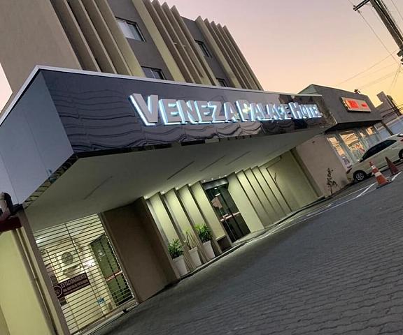Veneza Palace Hotel Central - West Region Cuiaba Entrance