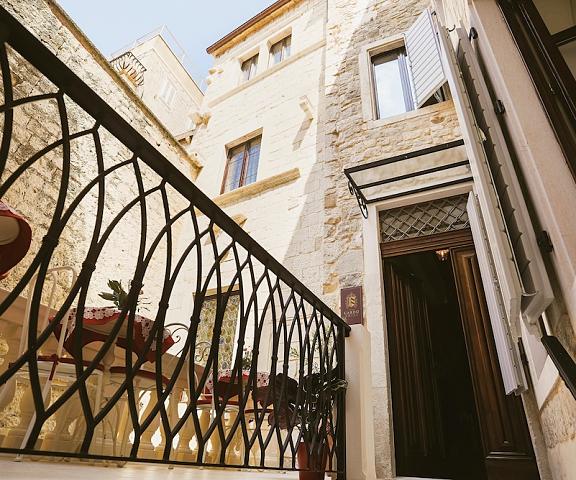Heritage Hotel Cardo Split-Dalmatia Split Entrance